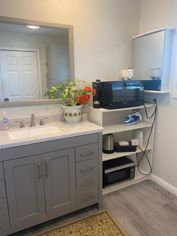 Private Room In Los Angeles With Ac, Strong Wifi, Smart Tv, Work Desk Near Sofi Stadium מראה חיצוני תמונה
