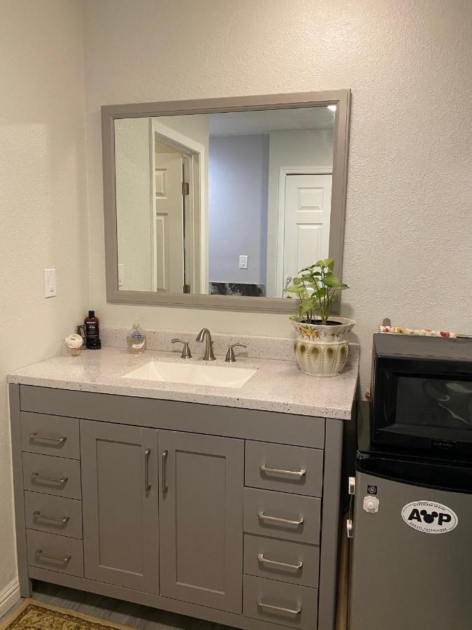 Private Room In Los Angeles With Ac, Strong Wifi, Smart Tv, Work Desk Near Sofi Stadium מראה חיצוני תמונה