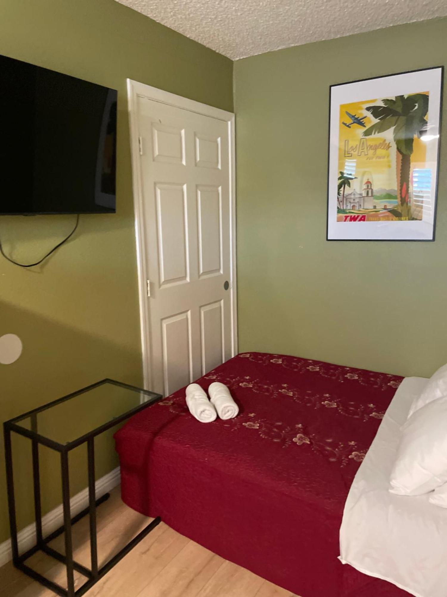 Private Room In Los Angeles With Ac, Strong Wifi, Smart Tv, Work Desk Near Sofi Stadium מראה חיצוני תמונה
