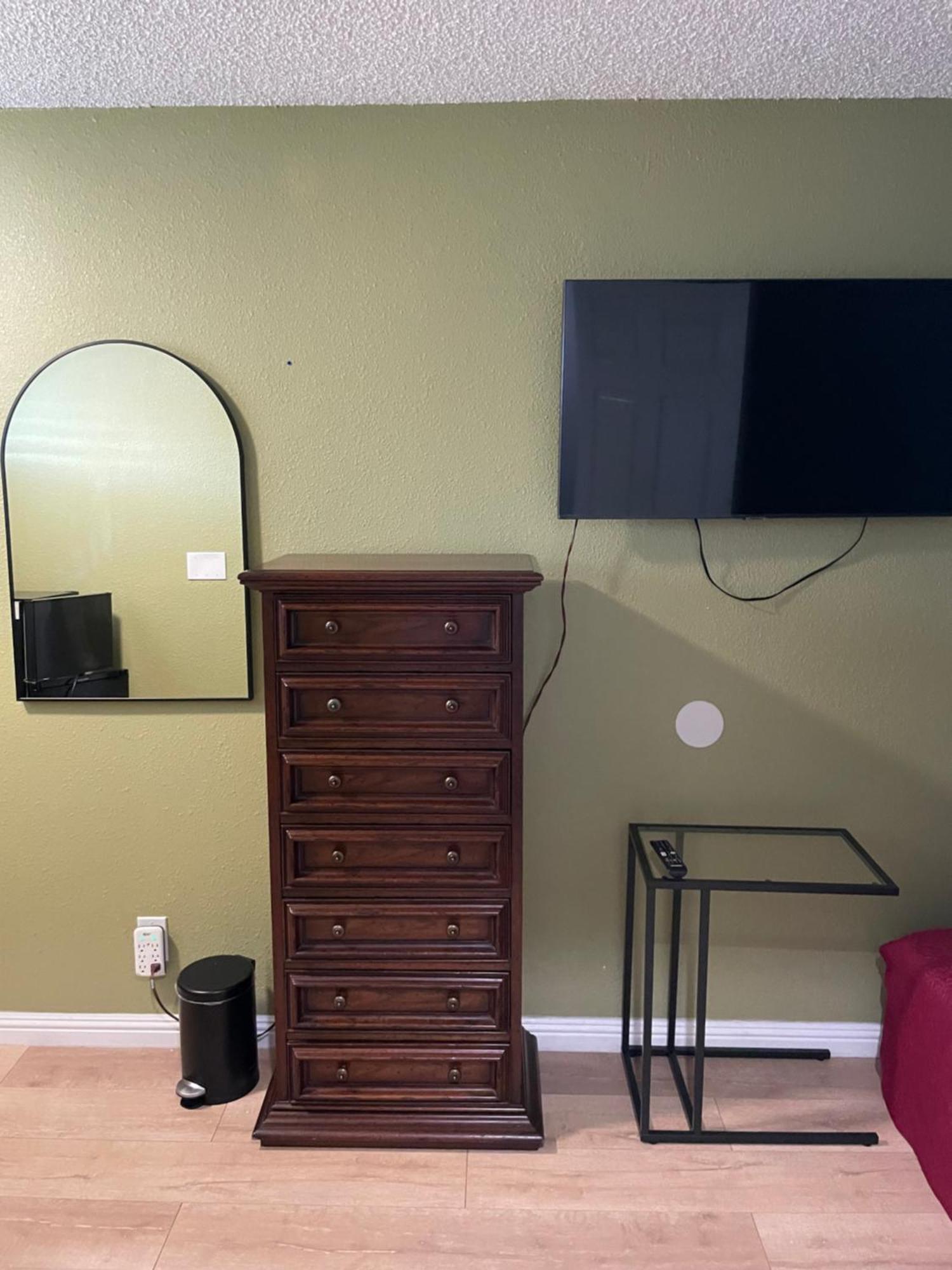 Private Room In Los Angeles With Ac, Strong Wifi, Smart Tv, Work Desk Near Sofi Stadium מראה חיצוני תמונה