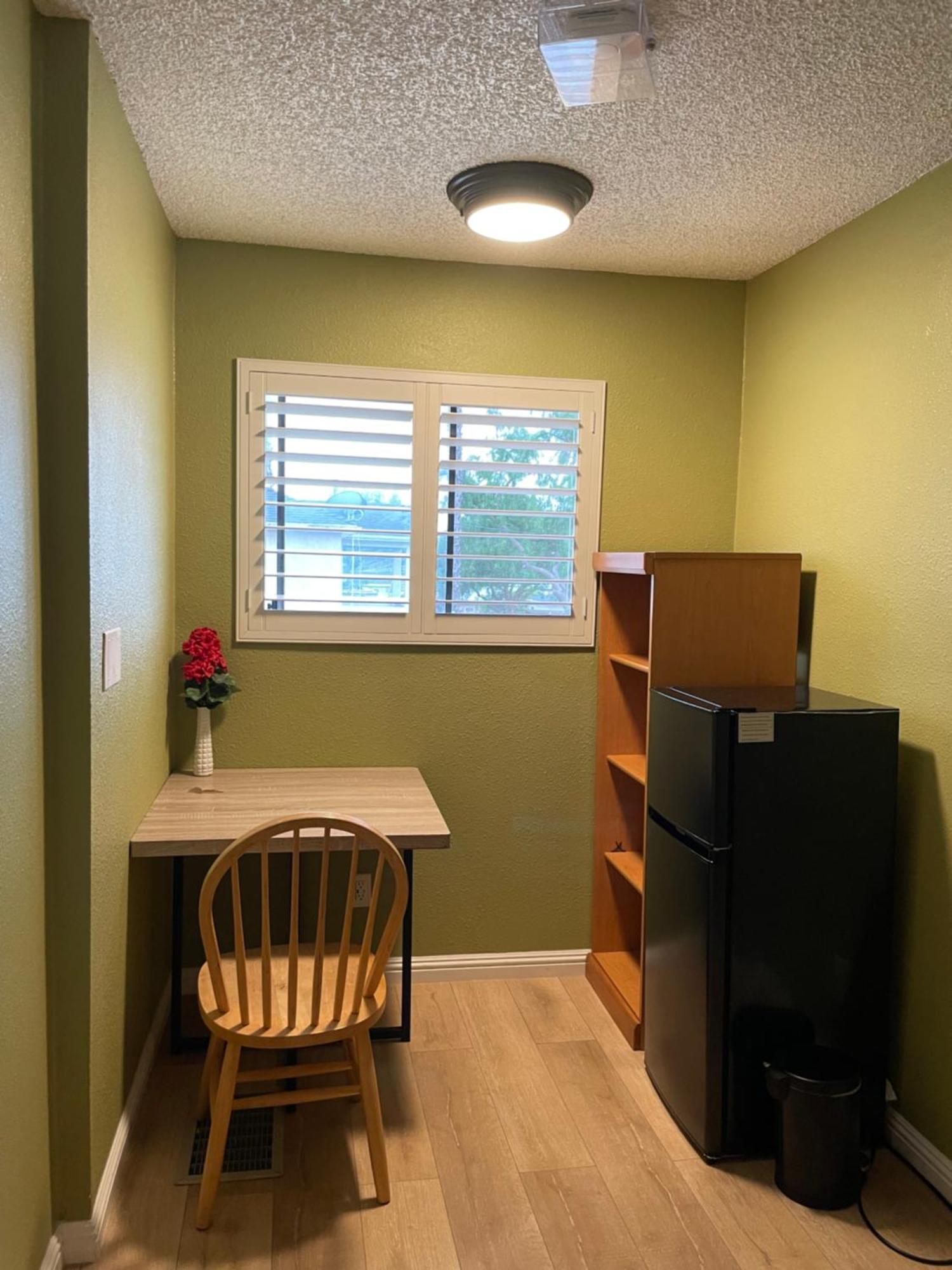 Private Room In Los Angeles With Ac, Strong Wifi, Smart Tv, Work Desk Near Sofi Stadium מראה חיצוני תמונה